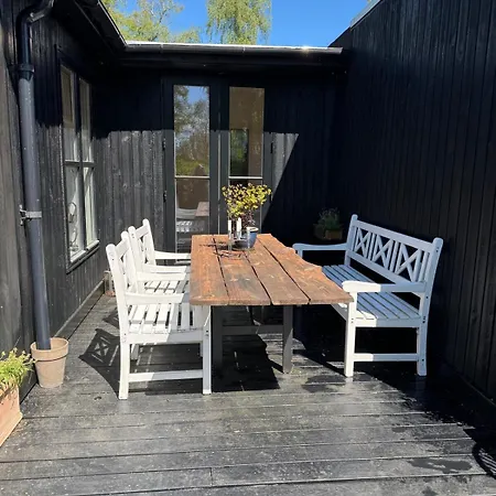 Сasa de vacaciones 5 Min From The Water's Edge