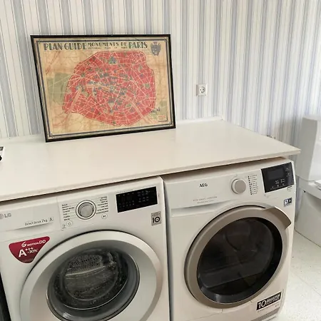 5 Min From The Water's Edge