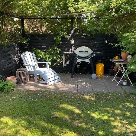 5 Min From The Water's Edge